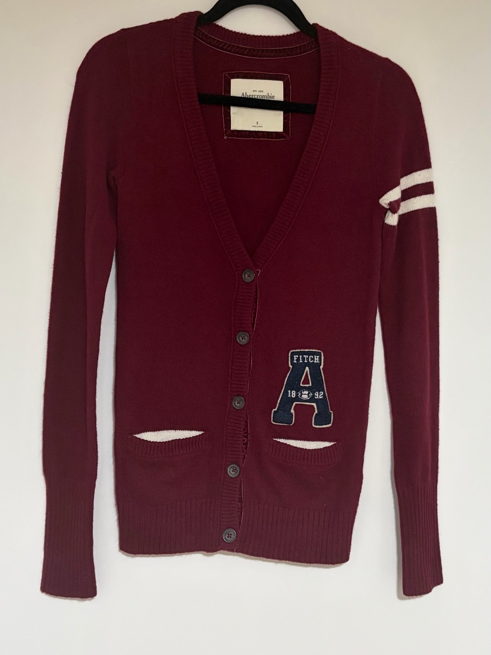 Abercrombie & Fitch Women’s Burgundy Varsity Cardigan Sweater Size Small NWT